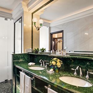 Camera grand deluxe con letto king size